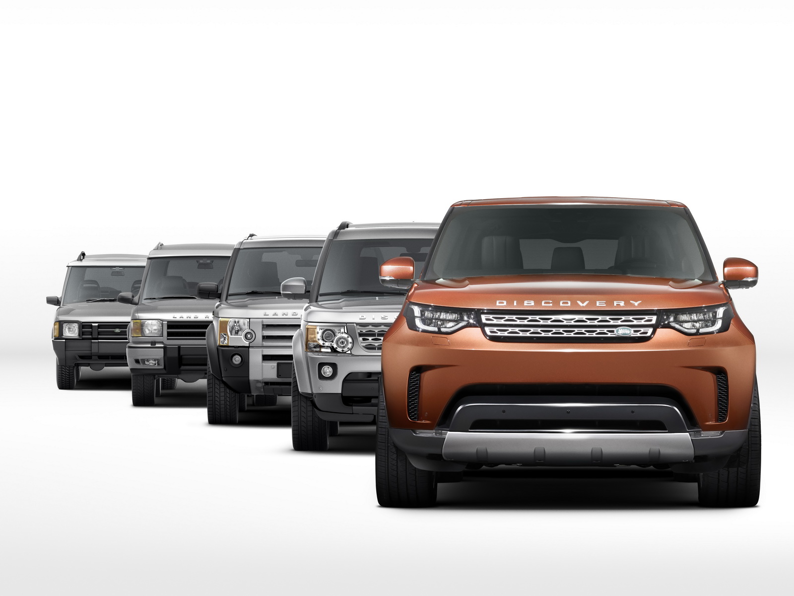 2017-land-rover-discovery-image-released-ahead-of-paris-debut